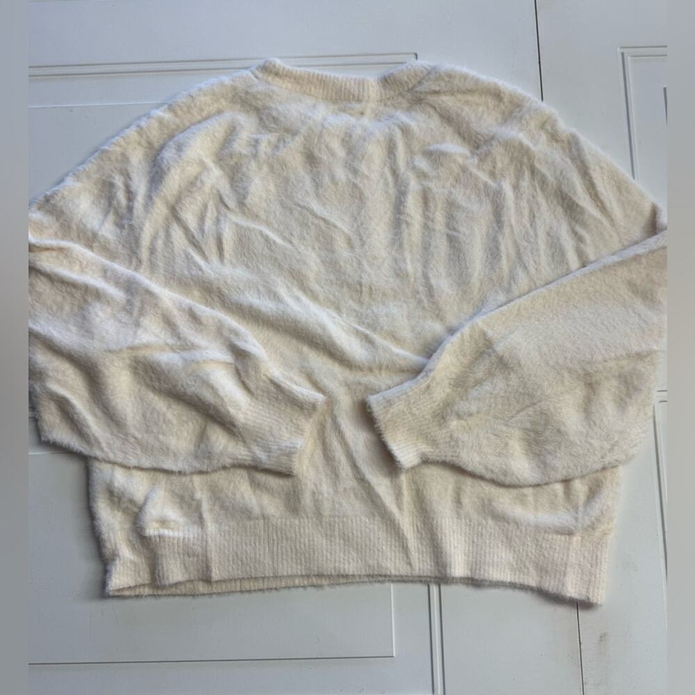 Aerie Cream Faux Fur Sherpa Fuzzy Sweater Sweatshirt Womens Size Medium - Picture 7 of 7